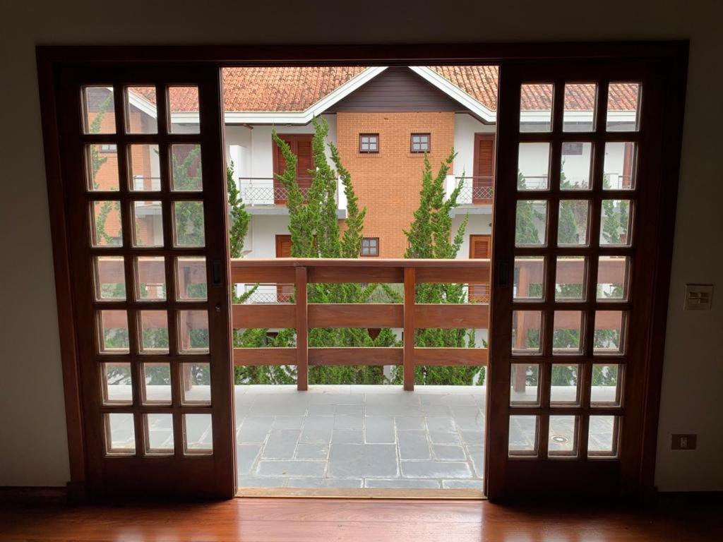 Apartamento Duplex De Alto Padrao A 5 Min Do Baden Baden